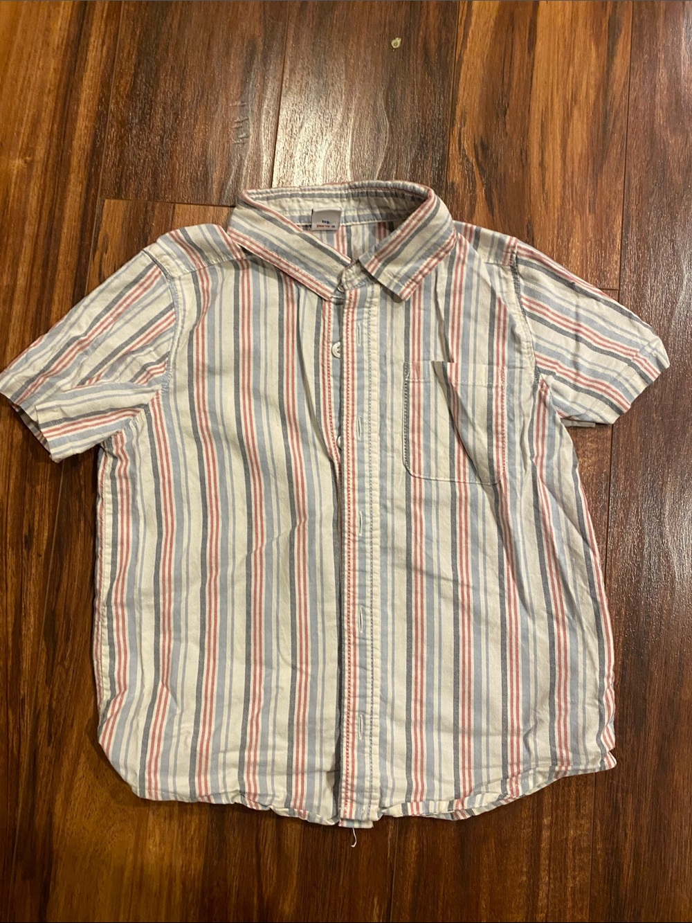 Old Navy Short-Sleeve Button-Down Shirt in White with Blue & Red Stripes
